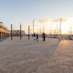 ריצוף מסדרת אומבריאנו