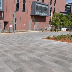 חניון הברזל עתידים תל אביב